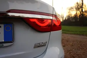 Jaguar XF AWD Prova su Strada 2016