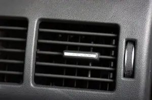 Jaguar XF AWD Prova su Strada 2016