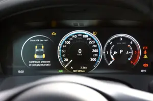 Jaguar XF AWD Prova su Strada 2016