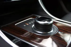 Jaguar XF AWD Prova su Strada 2016