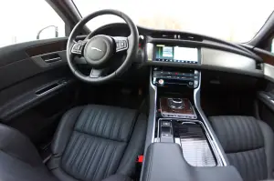 Jaguar XF AWD Prova su Strada 2016