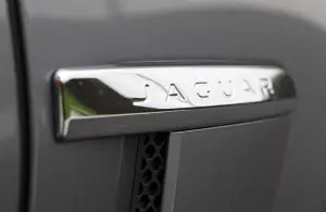 Jaguar XF MY 2014 - 9
