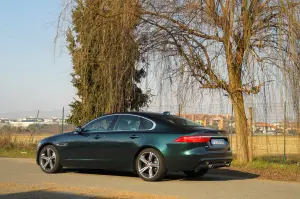 Jaguar XF - Prova Su strada 2016