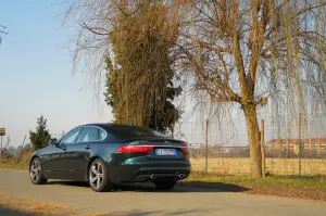 Jaguar XF - Prova Su strada 2016