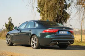 Jaguar XF - Prova Su strada 2016