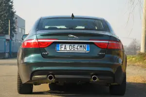 Jaguar XF - Prova Su strada 2016