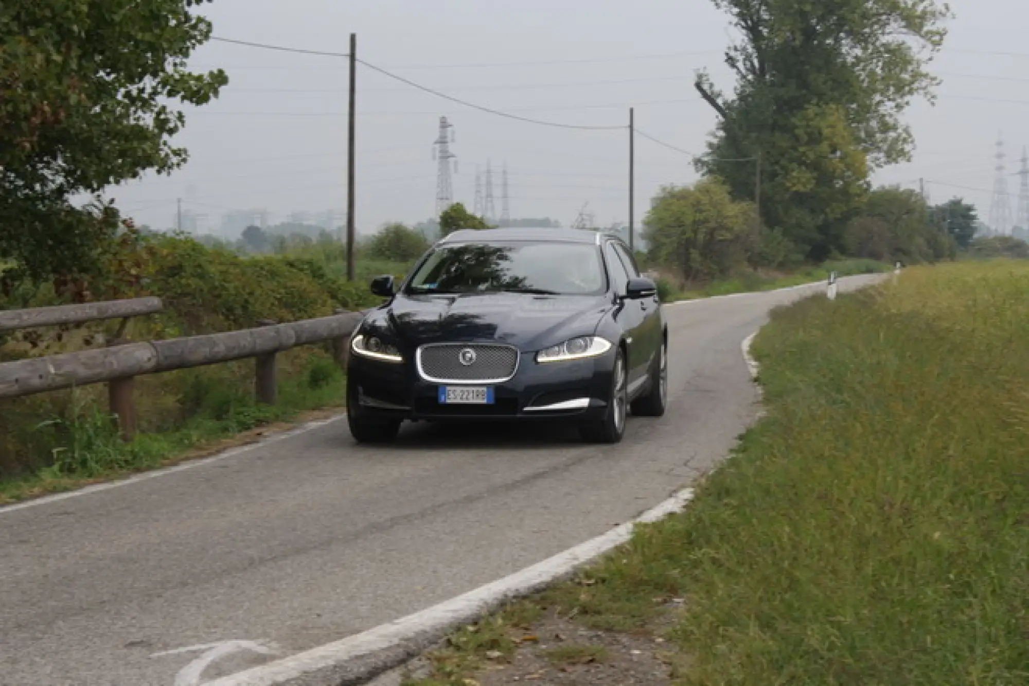 Jaguar Xf Sportbrake: prova su strada - 8