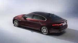 Jaguar XFL
