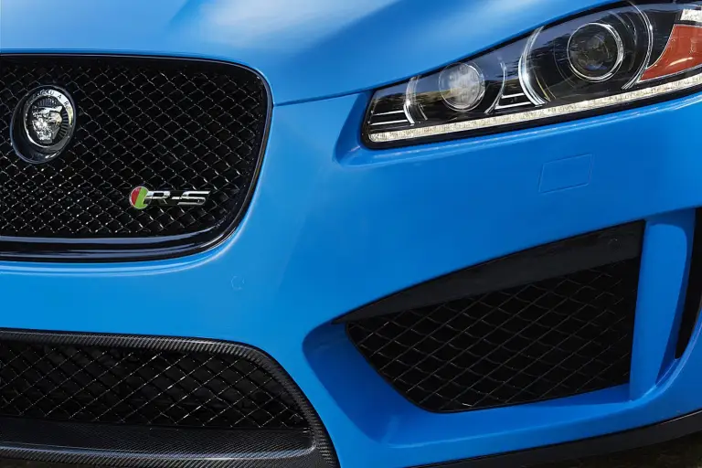 Jaguar XFR-S prime foto - 2