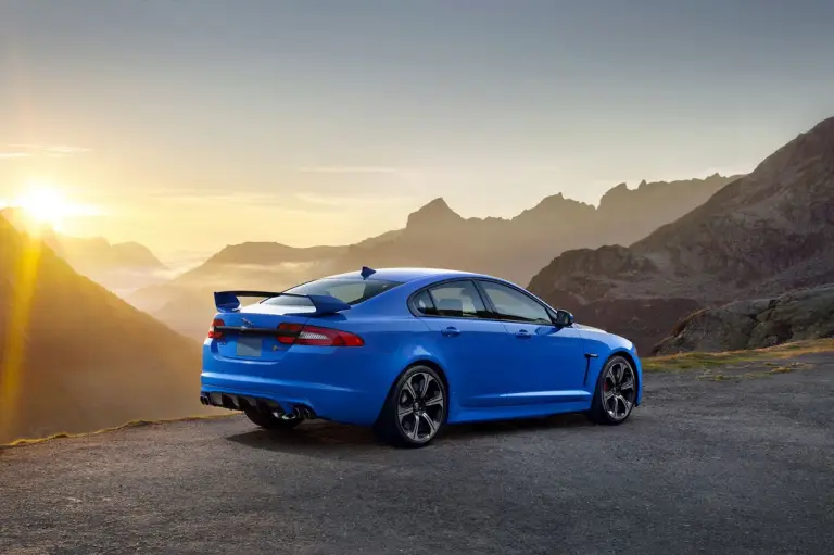 Jaguar XFR-S prime foto - 3