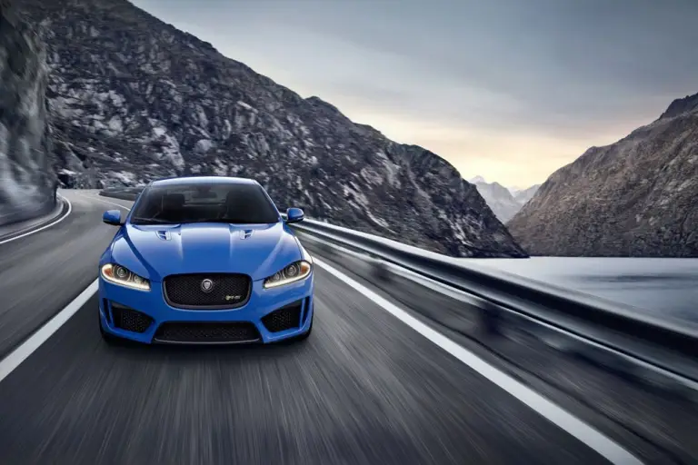Jaguar XFR-S prime foto - 4