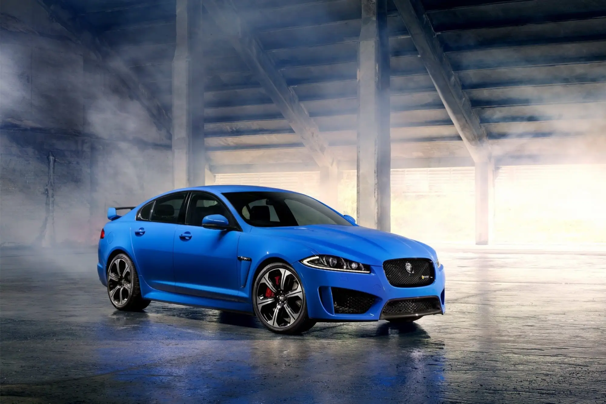 Jaguar XFR-S - Salone di Los Angeles 2012 - 24