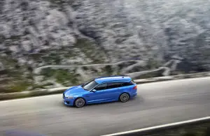 Jaguar XFR-S Sportbrake e XF R-Sport