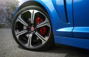 Jaguar XFR-S Sportbrake e XF R-Sport