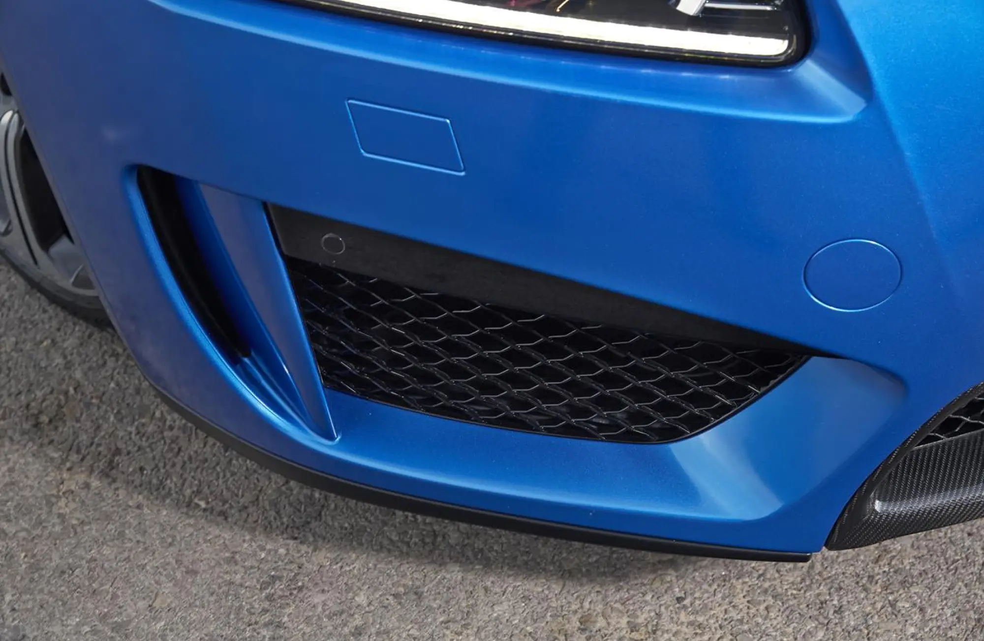 Jaguar XFR-S Sportbrake e XF R-Sport - 25
