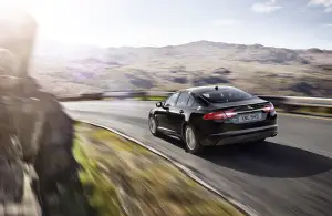 Jaguar XFR-S Sportbrake e XF R-Sport