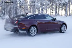 Jaguar XJ Facelift - foto spia