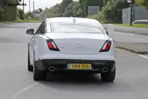 Jaguar XJ Restyling - foto spia (settembre 2014) - 6