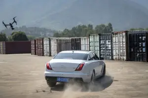 Jaguar XJ VS drone - 12