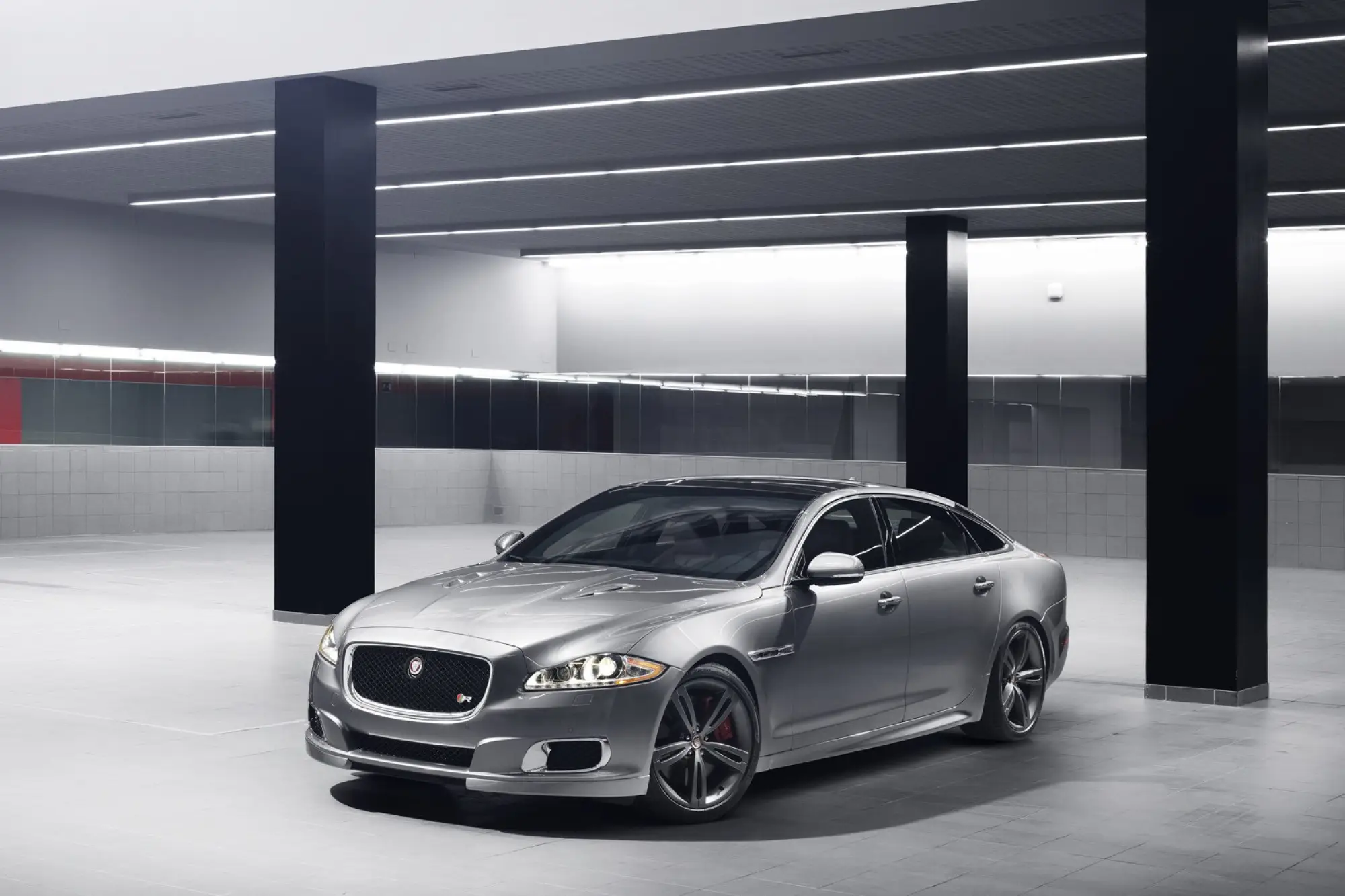 Jaguar XJR 2014 - 16