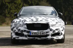 Jaguar XJR 2015 - Foto spia 01-04-2014