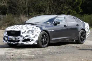 Jaguar XJR 2015 - Foto spia 01-04-2014