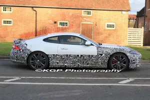 Jaguar XK spy 2011 - 6