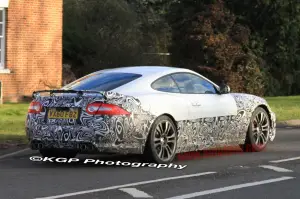 Jaguar XK spy 2011 - 8