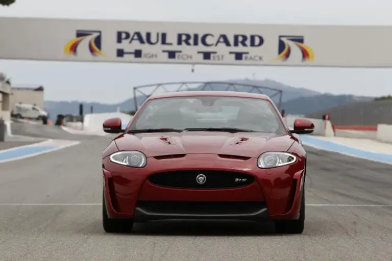 Jaguar XKR-S al Paul Ricard HTTT Circuit - 5