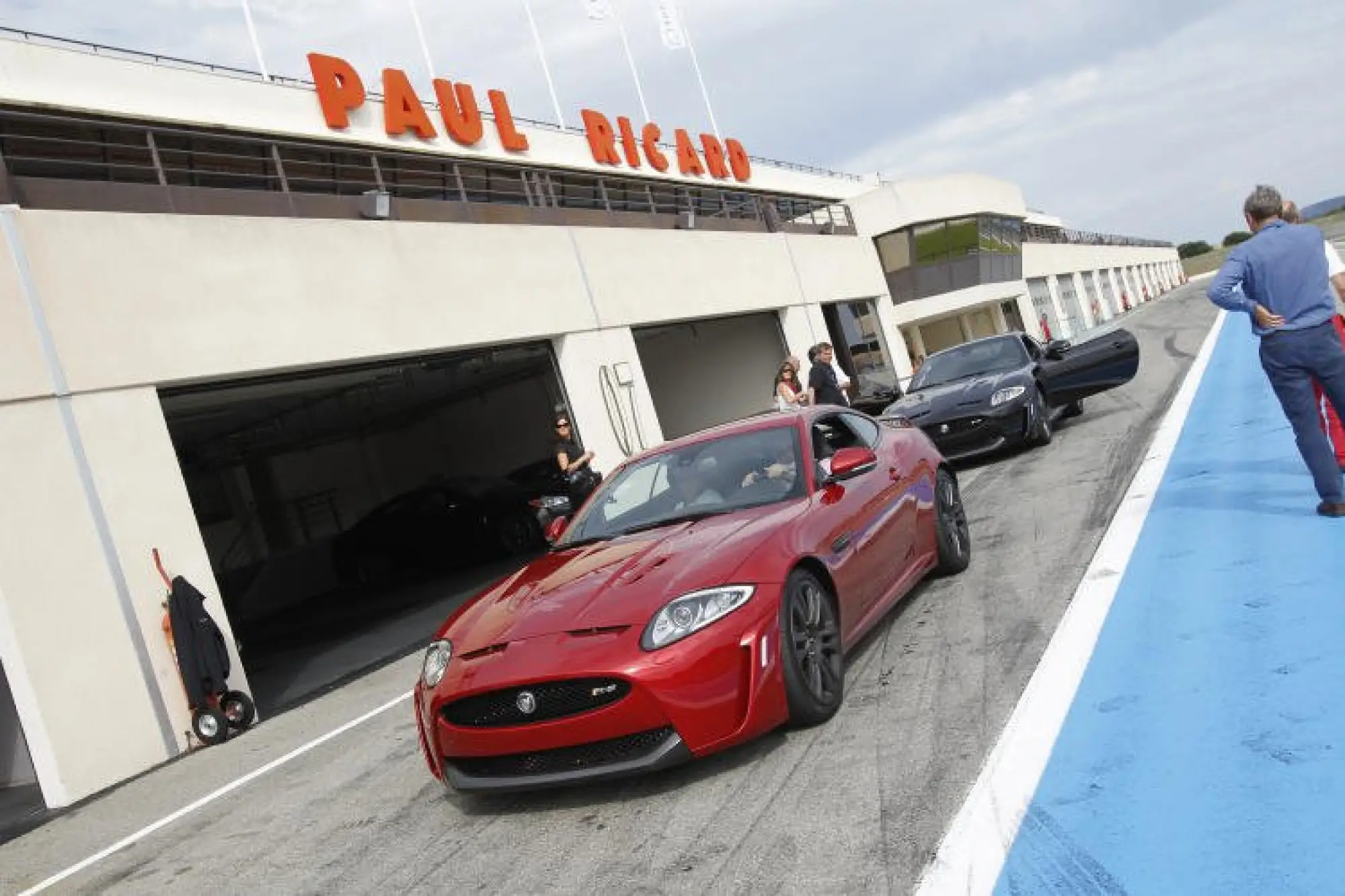Jaguar XKR-S al Paul Ricard HTTT Circuit - 10