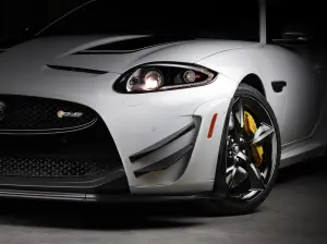 Jaguar XKR-S GT - 13