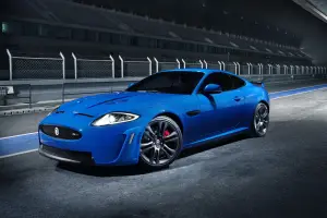 Jaguar XKR-S - 2