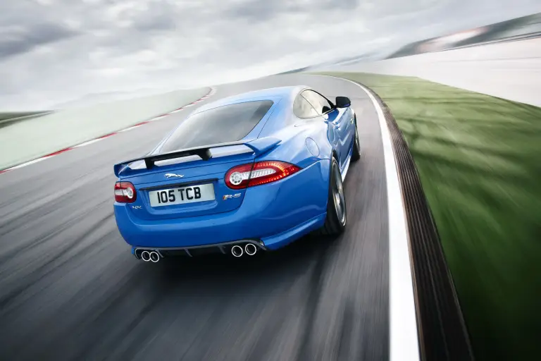 Jaguar XKR-S - 3