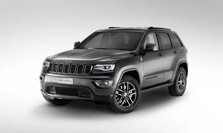 Jeep al Salone di Parigi 2016 foto comunicato stampa 21 settembre 2016 - 12