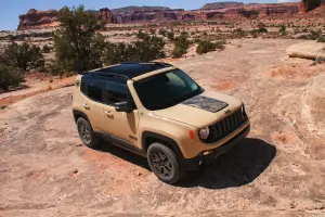 Jeep al Salone di Parigi 2016 foto comunicato stampa 21 settembre 2016 - 17