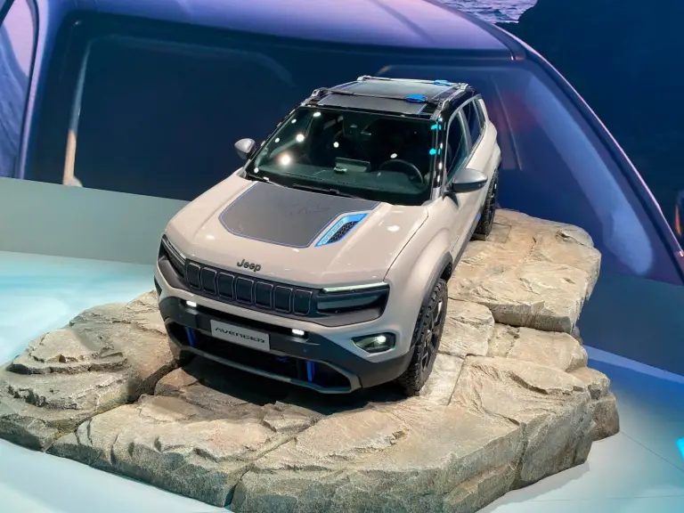 Jeep Avenger 4x4 Concept - Salone di Parigi 2022 - 2