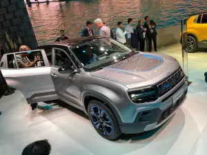 Jeep Avenger - Salone di Parigi 2022 - 8