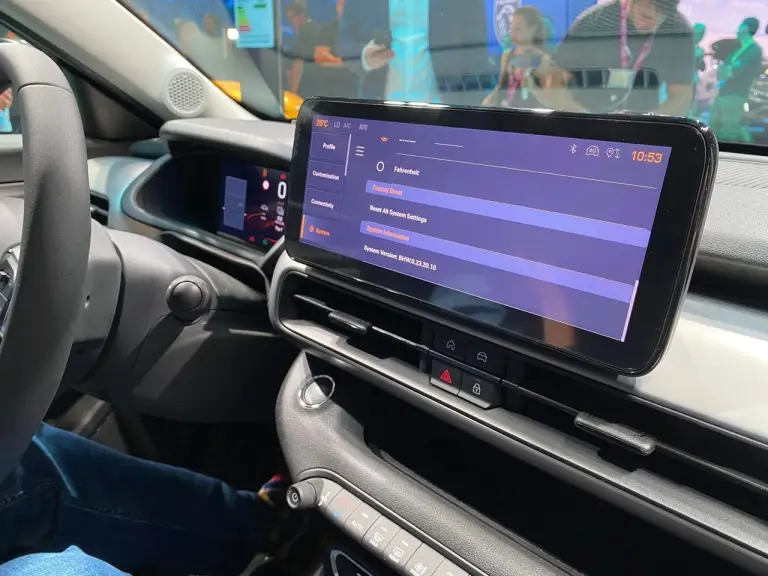 Jeep Avenger - Salone di Parigi 2022 - 2