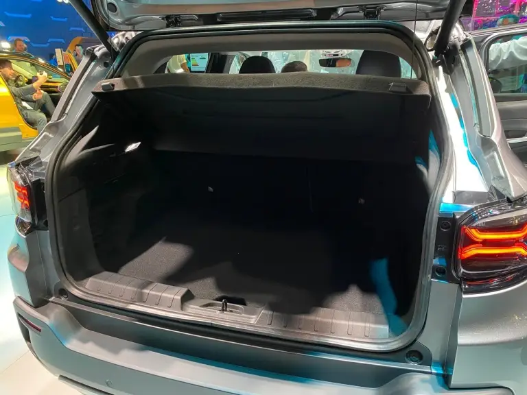 Jeep Avenger - Salone di Parigi 2022 - 11