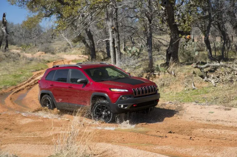 Jeep Cherokee 2013 - 64