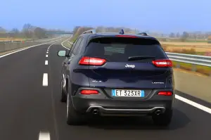 Jeep Cherokee - 7