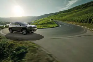 Jeep Cherokee - 10