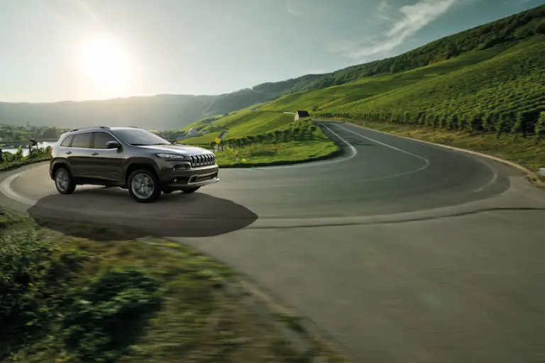 Jeep Cherokee - 10