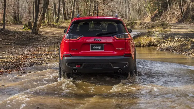 Jeep Cherokee 2019 - 11