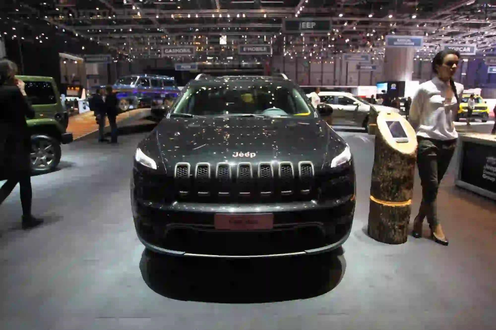 Jeep Cherokee 75th Anniversary - Salone di Ginevra 2016 - 1