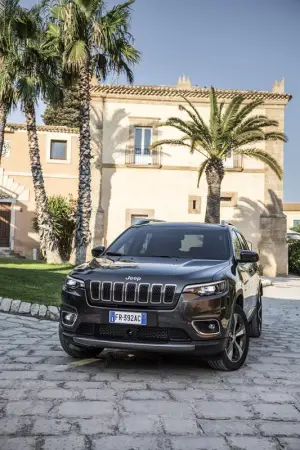 Jeep Cherokee MY 2019 - 67