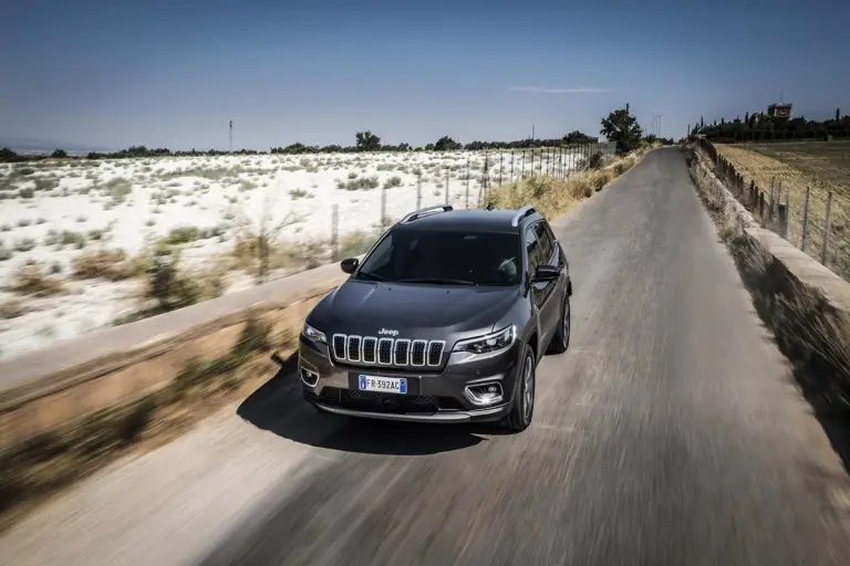 Jeep Cherokee MY 2019 - 71