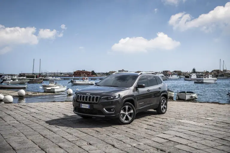 Jeep Cherokee MY 2019 - 75