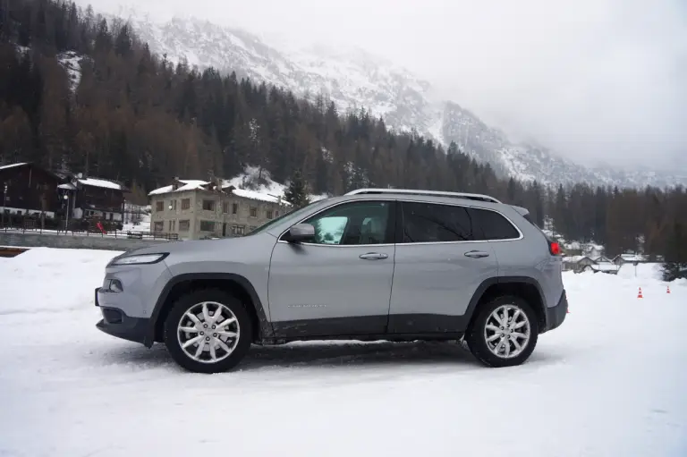 Jeep Cherokee - Prova su strada 2016 - 35