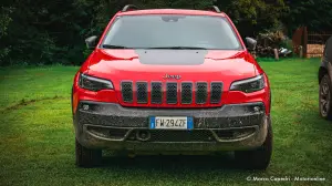 Jeep Cherokee Trailhawk - Test Drive in anteprima